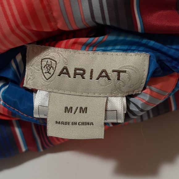 Ariat Southwestern Reversible Puffer Vest, size medium - Picture 8 of 9